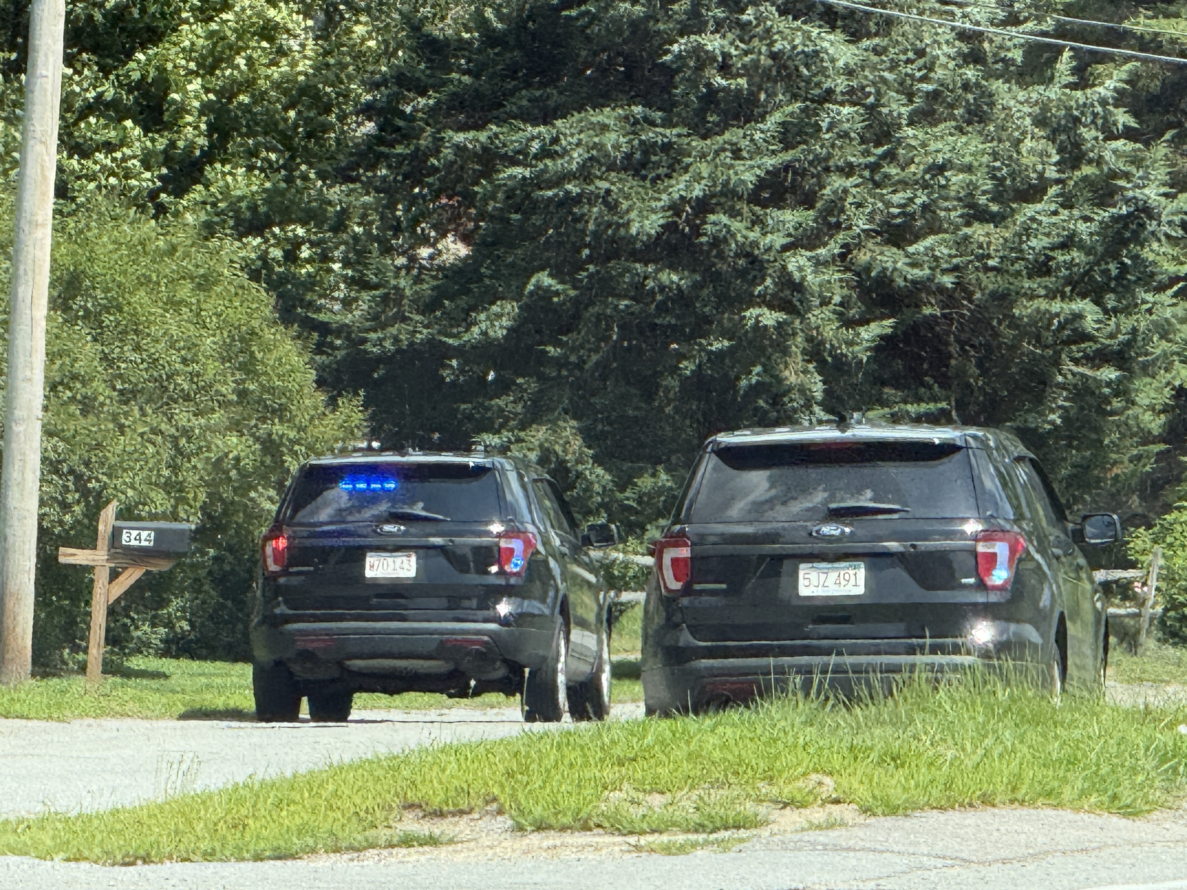 ICE 目击报告现场图片 · Bolton Rd, Lancaster, MA 01523, USA